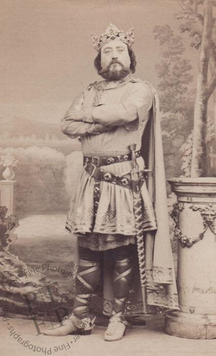 M. Cazaux