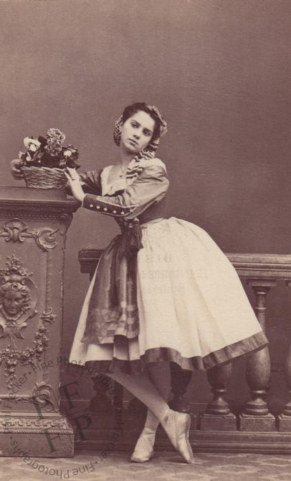 Mlle Thibert