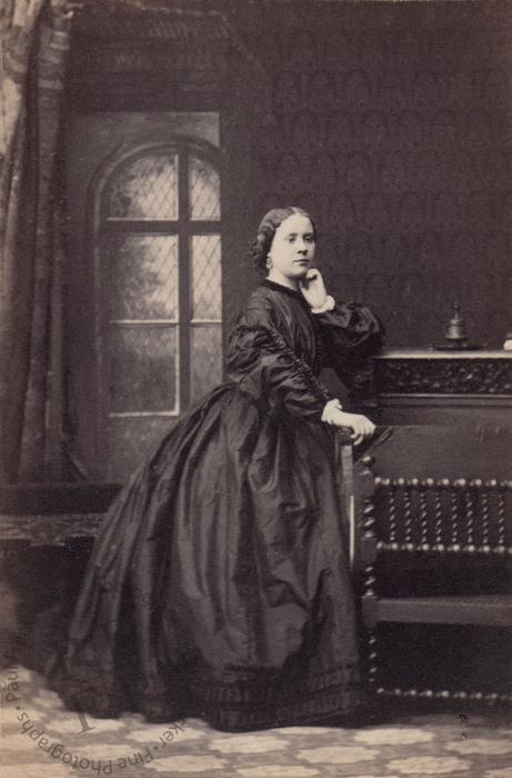 An unidentified sitter