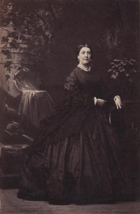 An unidentified sitter