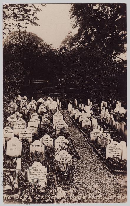 Pet cemetery in Hyde Park, London