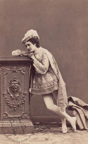 Mlle Nelly